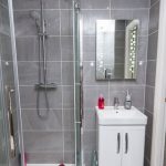 Quadrant Shower