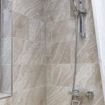 Carron Quantum Shower Bath