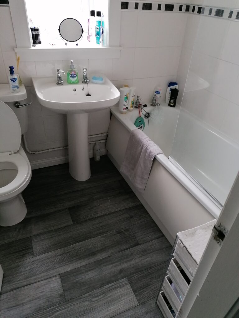 Alva Bathroom installation