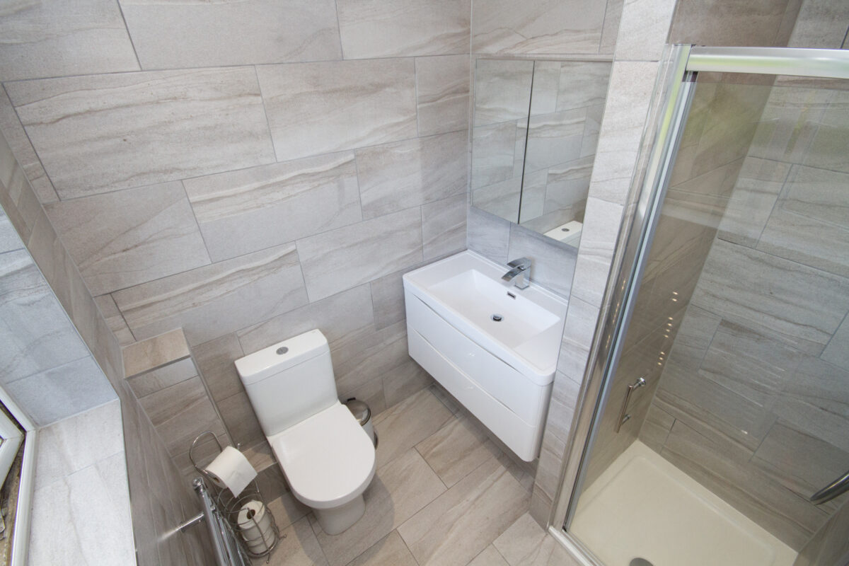 Tullibody Ensuite Installation