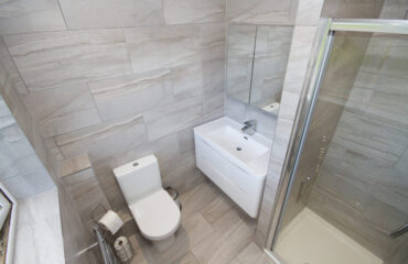 Tullibody Ensuite Installation