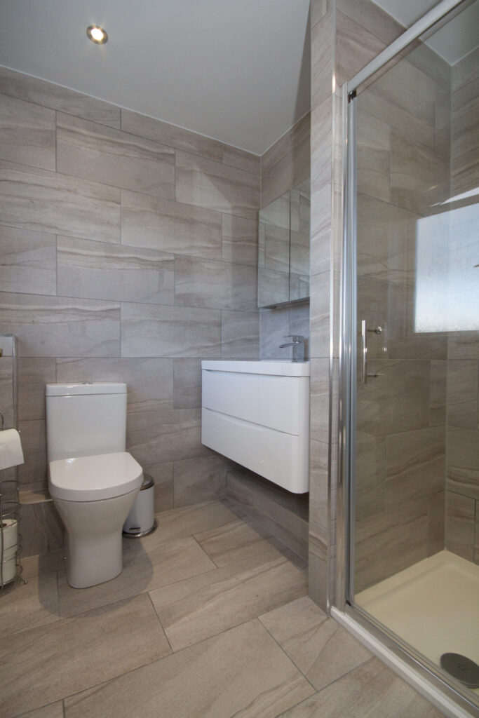 Tullibody Ensuite Installation